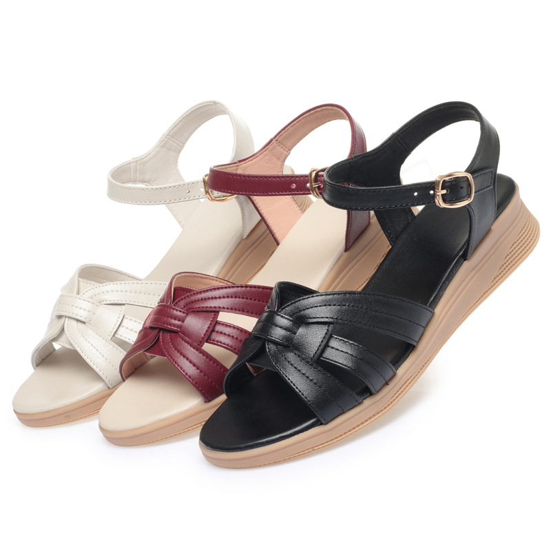 Dép sandal nữ quai chữ V đế mềm chống trơn, thoải mái cho mẹ mùa hè — Đỏ rượu