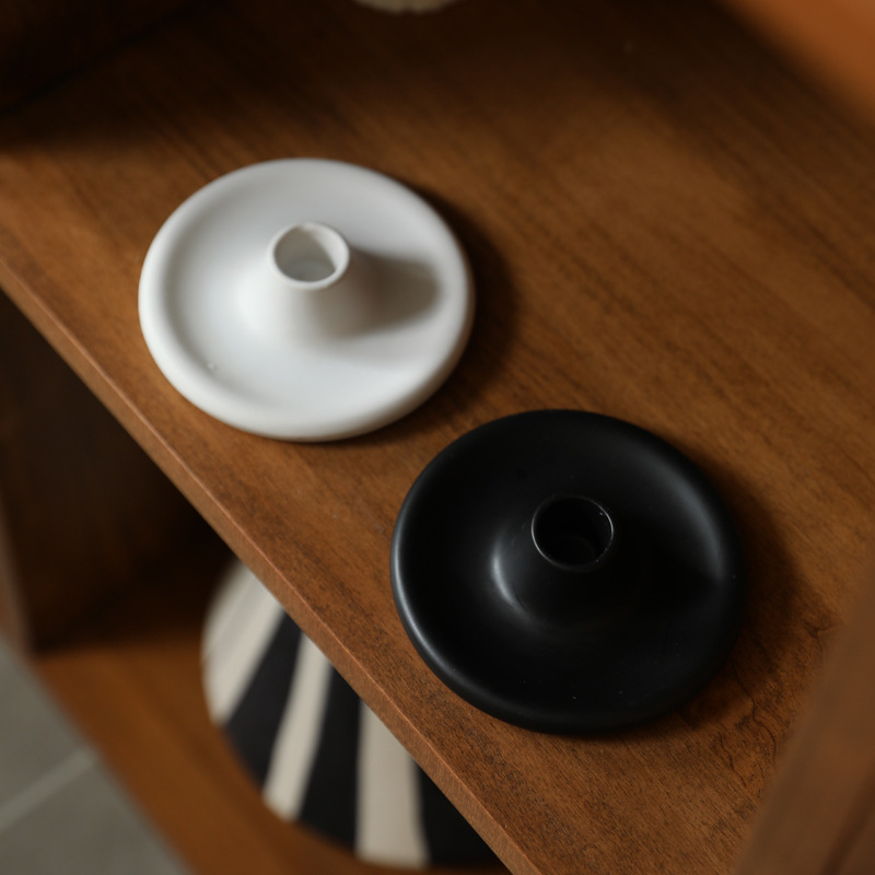 Ins decoración de candelabro de cerámica minimalista en blanco y negro moderno decoración de candelabro de sala de estar para el hogar creativo decoración de candelabro