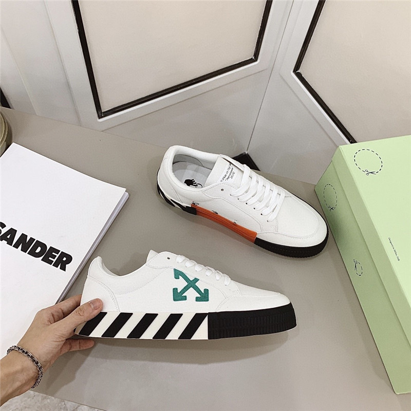 2022 marca de moda zapatos blancos para hombre verano transpirable plataforma todo fósforo zapatos de tabla bajos zapatos de lona de mujer