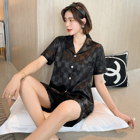 검은색 체스판 더블 쇼트