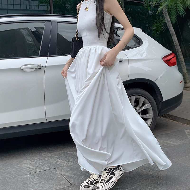 Dress sleevless