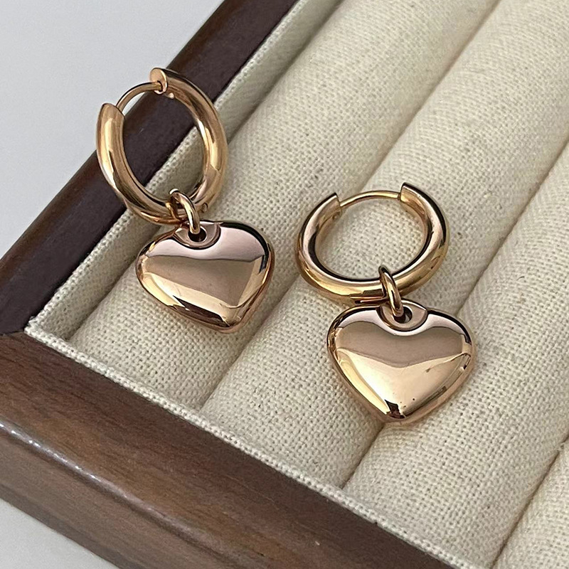 Plating Design 1 Pair Casual Simple Style Heart Shape Plating Titanium Steel 18K Gold Plated Drop Earrings