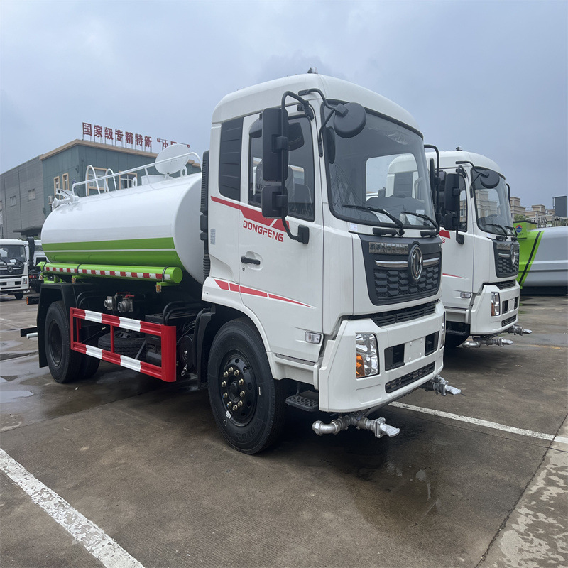 Exported to Saudi Arabia and the United Arab Emirates Sprinkler Truck, Stainless Steel Water Transport Truck, Greening Spray Truck with Gcc Ottc Certification