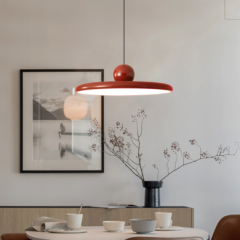 Diseñador nórdico, restaurante, bar, moderno, estilo crema, dormitorio, mesa de comedor, sala de estudio retro, candelabro OVNI