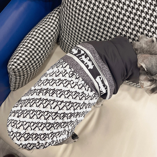 Cross-border pet dog clothes, small and medium-sized dog Schnauzer Teddy clothes, autumn and winter vests, cotton clothes