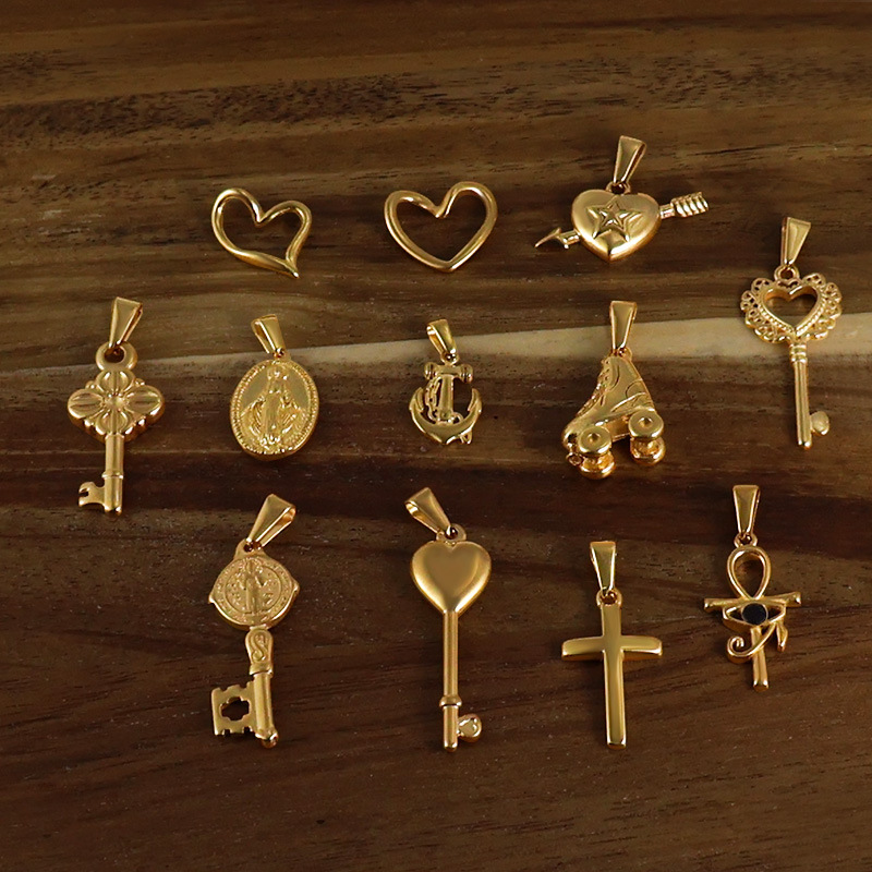 Pendant Long Necklace Heart Anchor Cross Roller Skate Titanium_voghion.com