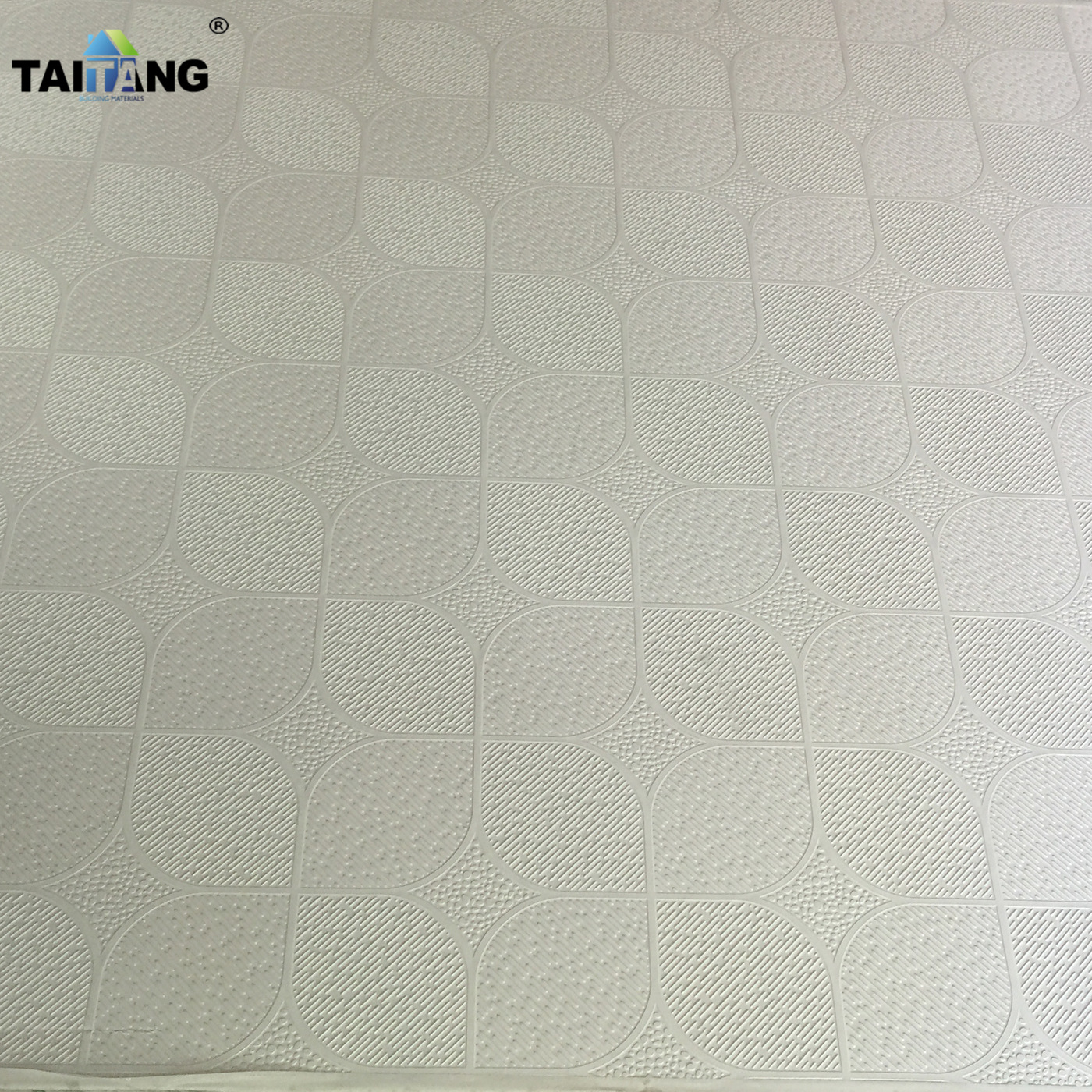 Techo de panel de yeso Techo de techo 600*600 Techo Tablero limpio de PVC Tablero laminado Tablero a prueba de humedad