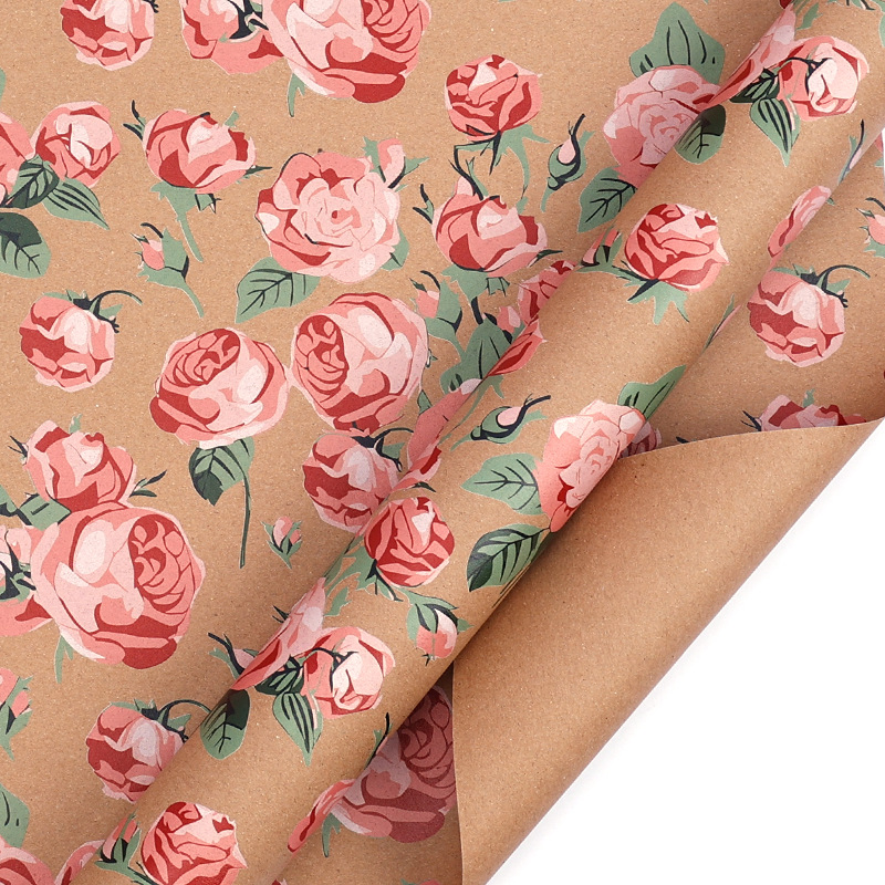 Papel de Regalo Kraft Impreso con Flores Estilo Pintado a Mano para Regalos de Cumpleaños