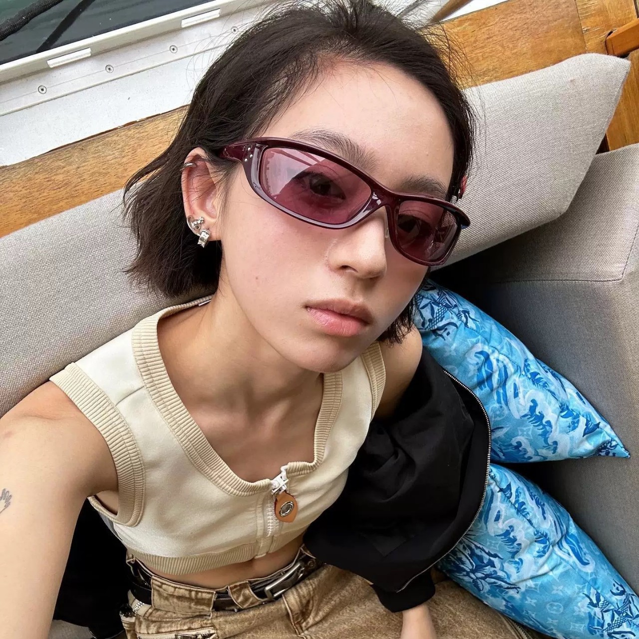 Korean-Style Trendy Rectangular Cycling Sunglasses, Y2K Retro Futuristic Sunglasses for Men and Women, Stylish Design