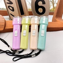 批发小手电塑料应急照明钥匙扣便携迷你厂家直销儿童小礼物