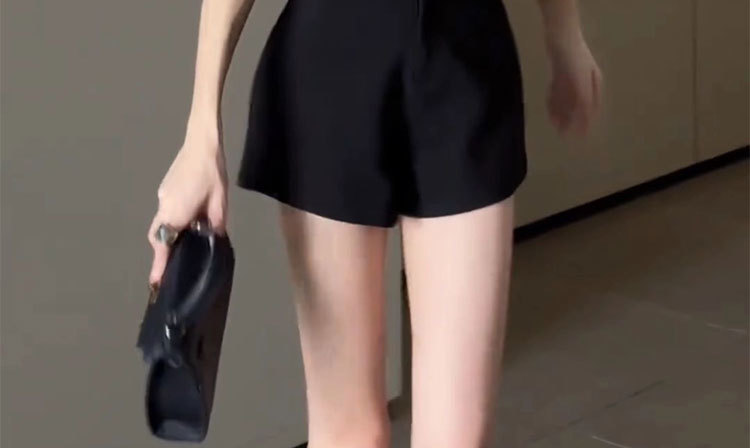 e243d96b-5ea4-47dd-89a2-26218e882bff.jpe