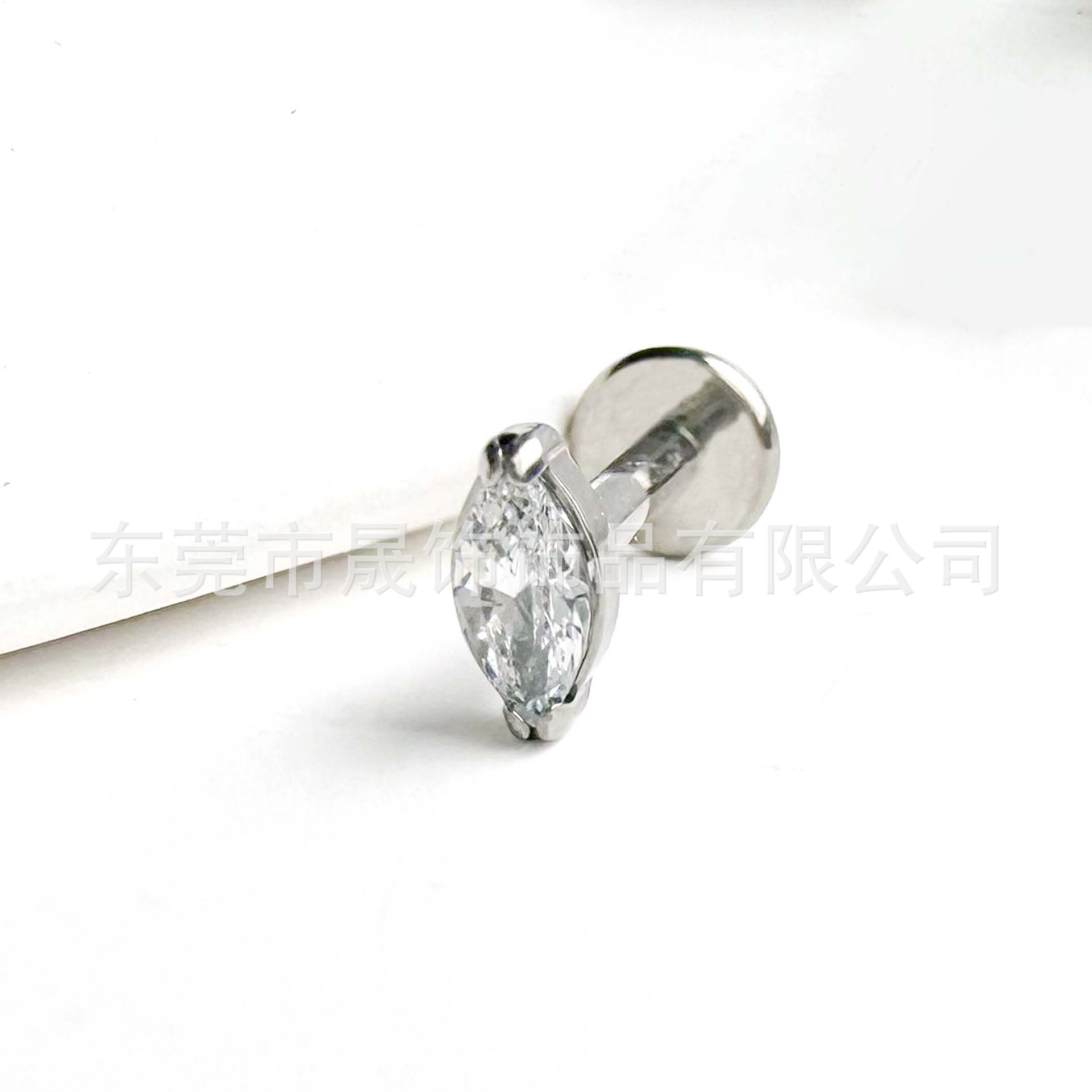 F136 Titanium 马眼 Labret Stud Ear Stud Cubic Zirconia Helix Cartilage Stud G23 Implant Grade Titanium 人体 Piercing Jewelry Ear 饰穿孔