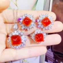 �߼����s�������b ���_ɫ������ᔻʼ��{��������ĸ�G��ָ���