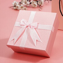 �Y��и����նYƷ���b�к��s���˹����ֶY�пպ�����Ů���|��