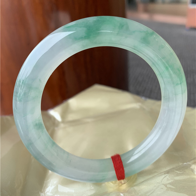 Bracelet en jadéite naturelle birmane de type A, bracelet en jade_voghion.com