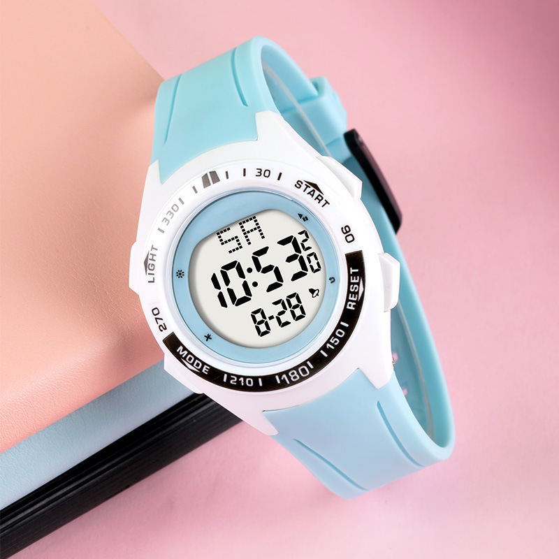 Tendencia de la escuela secundaria al aire libre relojes electrónicos relojes electrónicos de alarma de luz nocturna para estudiantes masculinos y femeninos al por mayor