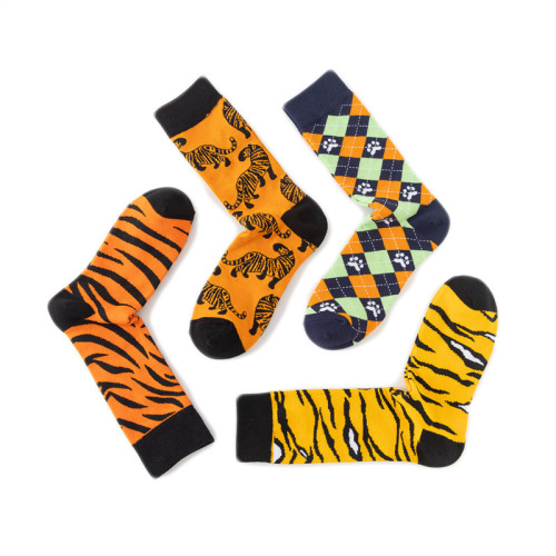 Casual four-season socks European and American men's tiger cartoon socks wholesale tiger year cotton mid-calf socks women's leopard print cross-border animal socks