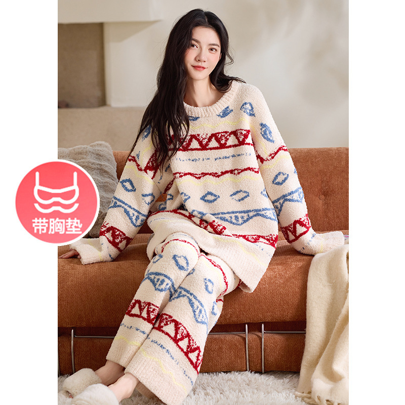 New Soft Fleece Half-Velvet Thermal Pajamas with Chest Pads for Women, Winter 2025, Super Popular Loungewear Set