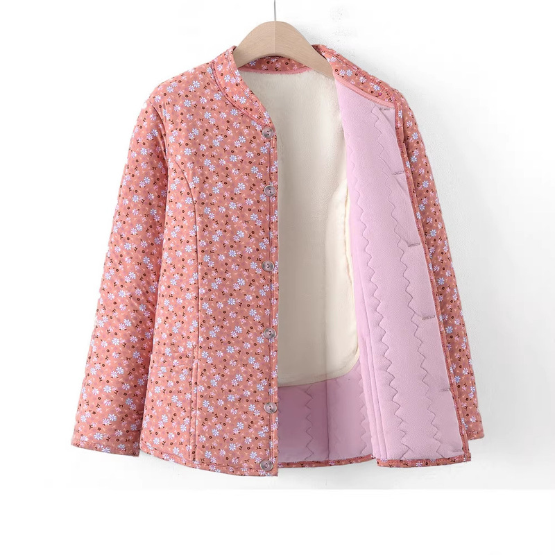 Middle-Aged and Elderly Women's Camel Wool Cotton Coat for Autumn and Winter, with Added Fleece for Warmth, Close-Fitting Inner Lining, and Rabbit Fur Pattern, Suitable for Mothers Middle-Aged and Elderly Women's Camel Wool Cotton Coat for Autumn and Winter, with Added Fleece for Warmth, Close-Fitting Inner Lining, and Rabbit Fur Pattern, Suitable for Mothers