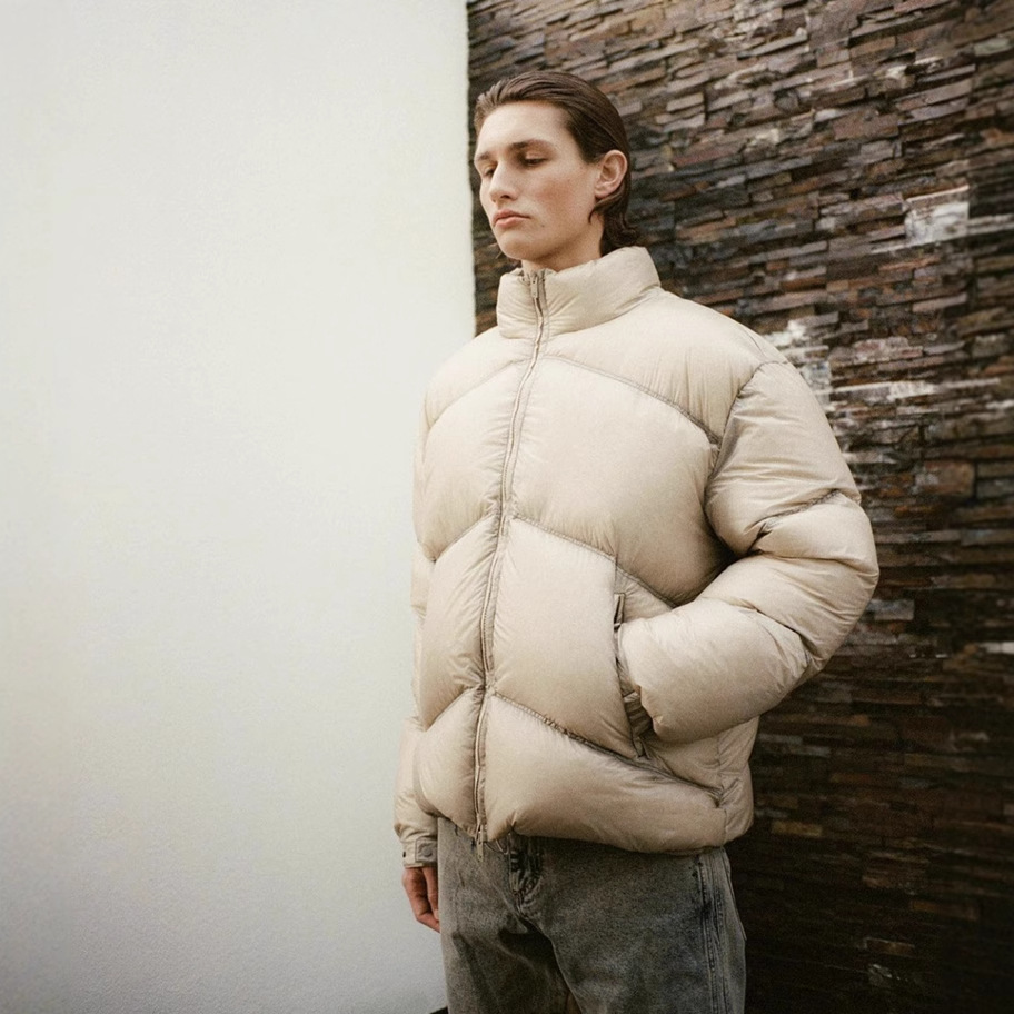 Representar el logotipo de metal Perfil pan color sólido soporte cuello terciopelo abrigo de algodón acolchado American High Street simple cremallera abrigo