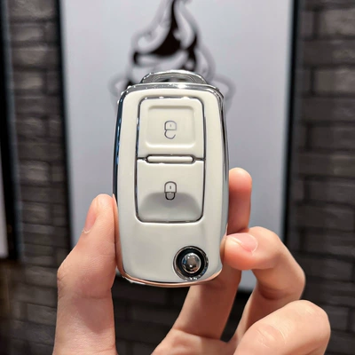 Suitable for Foton Xiangling M2 Key Case, M1 Truck, V1 V2 Modified Remote Control, Sinotruk Howo Car Key Cover