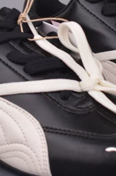 푸마 가죽 블랙 콜라보레이션 (사이즈 약간 작게 나옴)