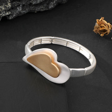 �羳���R�d�pɫ����ƴ�����C�W�����s�r�Џ����K�OӋŮʿ�֭h�Ʒ