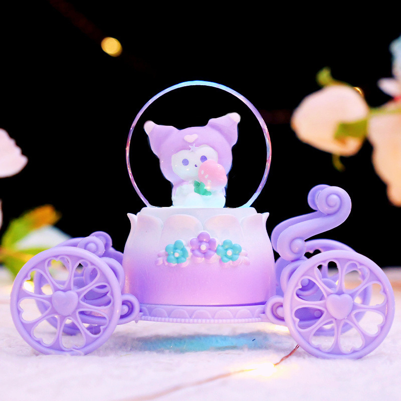 漫画のロリータの女の子の車のライトの雪の音楽のイルミネーションの水晶のボールのオルゴールの子供の学生の贈り物の卸売り|undefined