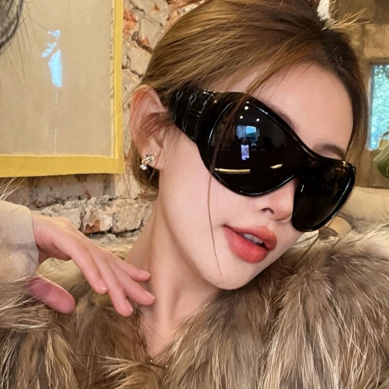 Korean Style Large Frame Windproof Cycling Glasses for Big Faces, Make the Face Look Smaller, Suitable for Road Bikes and Motorcycles, Unisex Sunglasses Korean Style Large Frame Windproof Cycling Glasses for Big Faces, Make the Face Look Smaller, Suitable for Road Bikes and Motorcycles, Unisex Sunglasses