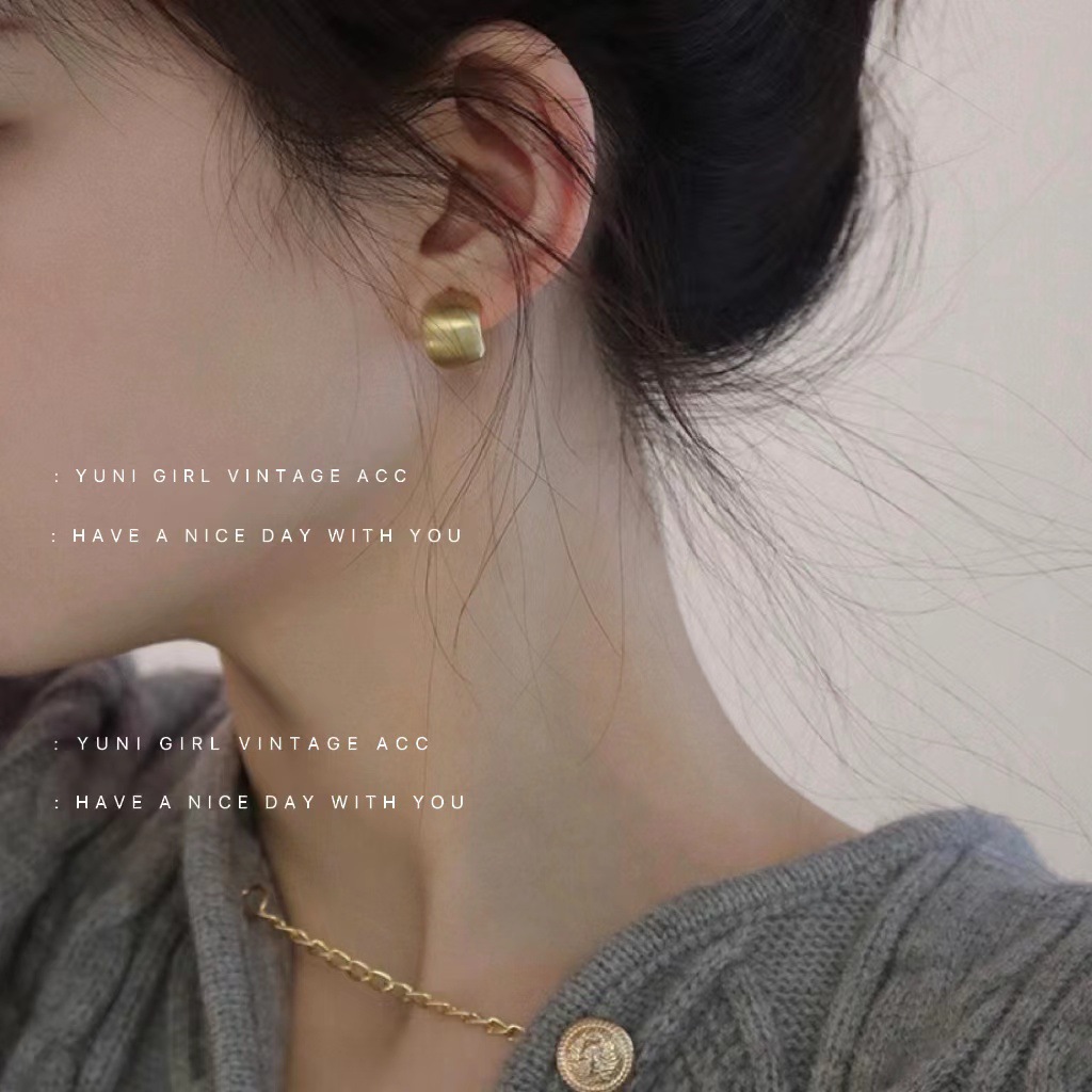Matte goods
