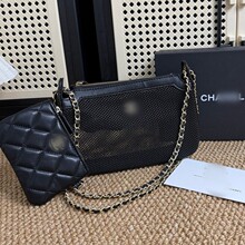 ��ƷС���L�W�tͬ��r�аٴ�W���U��朗l��������ڽ���ĸ�W����