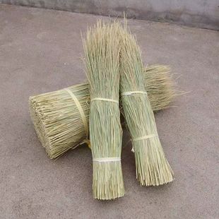 Natural dry straw straw pet bedding grass hand woven material straw roof decoration decorative straw curtain straw stack