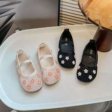 女童小皮鞋2025夏季新款透氣軟底女寶寶單鞋一腳蹬蕾絲網面公主鞋