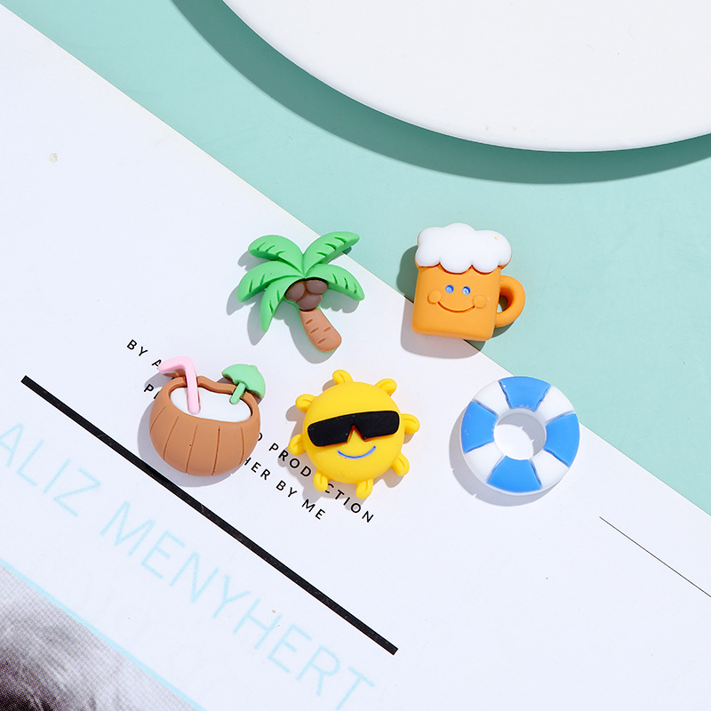 Cartoon small beach cream phone case