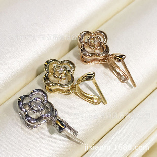 18K Gold Diamond Emerald Buckle Melon Buckle Thick Gold Lucky Grass Pendant Buckle Clip Real Diamond Inlaid Jade Pendant