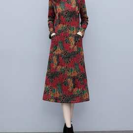 复合仿超加绒加厚冬季时尚妈妈装连衣裙女气质碎花保暖过膝打底裙