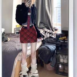 毛呢高腰格纹红色半身裙子大码胖mm秋冬甜辣圣诞节a字包臀短裙女