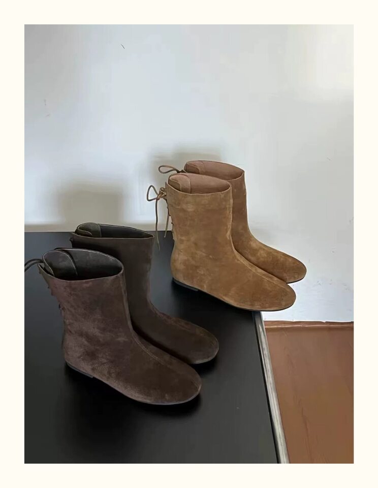 Bốt ngắn nữ da lộn mũi tròn buộc dây phía sau, đế bệt thoải mái — màu kaki, nâu sẫm chi tiết 6