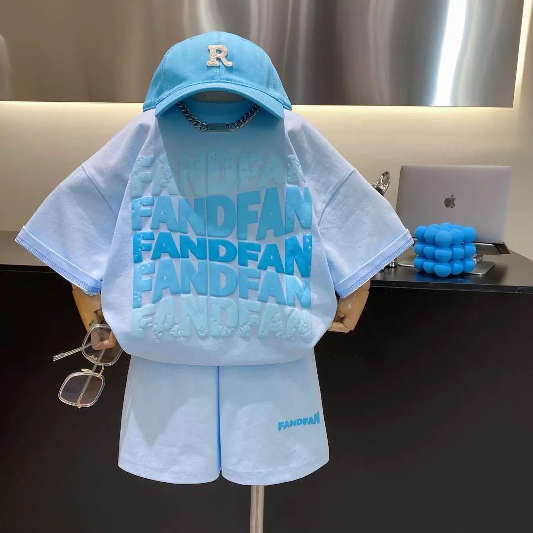 Children's Suit Summer Short-Sleeved Two-Piece Set 2025 New Men's and Women's Small and Medium-Sized Kidsren's Clothing Summer Cotton T-Shirt Shorts Trendy