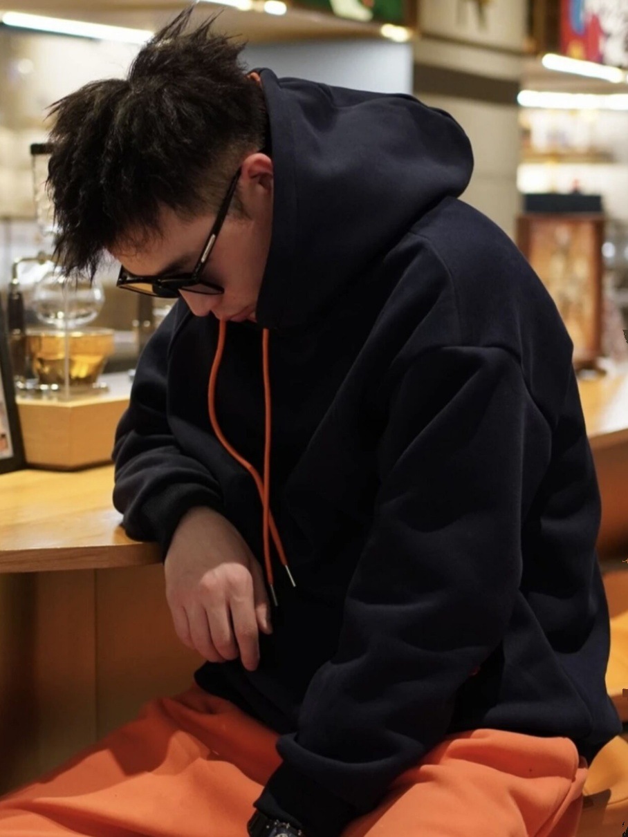 Suéter burdeos para mujer, engrosamiento de la moda 2024 otoño e invierno, suéter de color sólido, chaqueta de primavera y otoño con capucha coreana suelta