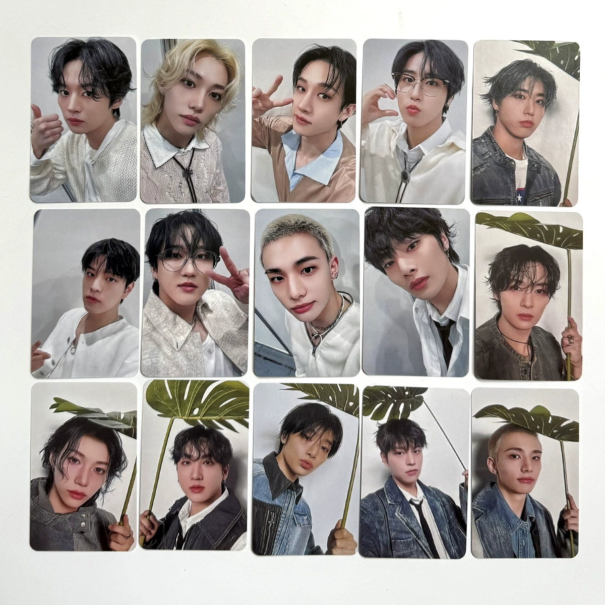 Периферия STRAY KIDS для концерта HOLLOW, ежедневные специальные фотокарточки, ограниченные концертные карточки SKZ