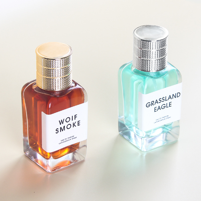 Herreparfume i marin stil, vedvarende duft, herreparfume i træduft_voghion.com