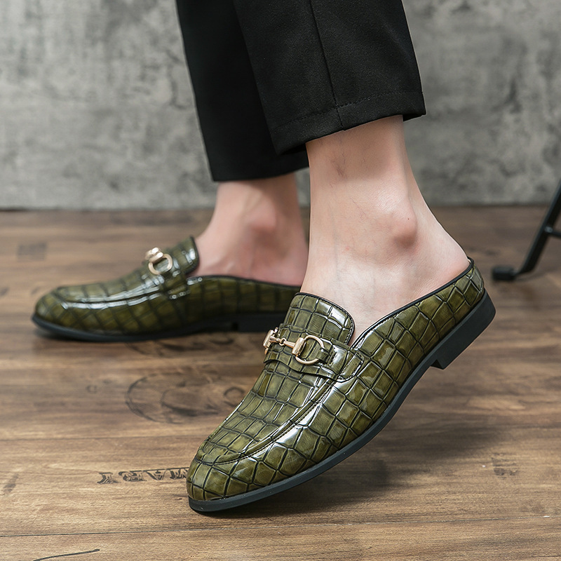 2025 verano nuevo hombre con cabeza de bolsillo medio zapatillas hombre 38 - 47 yardas transfronterizas gran hebilla de caballo medio zapatillas perezosas