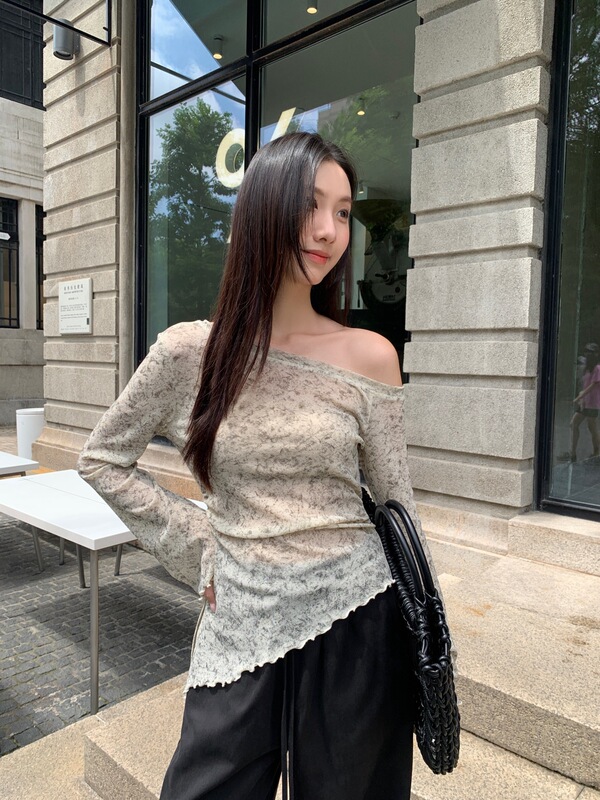 气质高级感不规则下摆晕染花朵斜领长袖针织衫上衣女|undefined