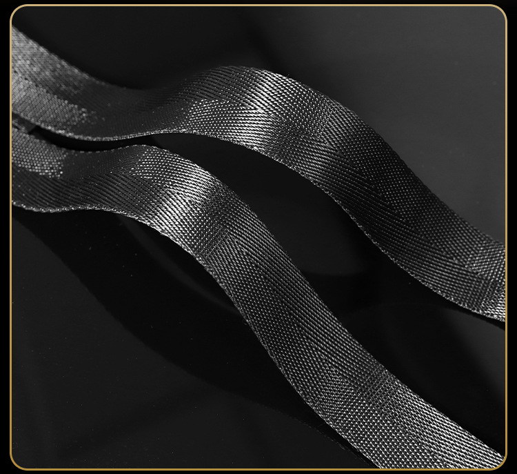 Jiuai Cross Handcuffs Restraint Set in Red with Alloy and Leather Construction — detail image 13