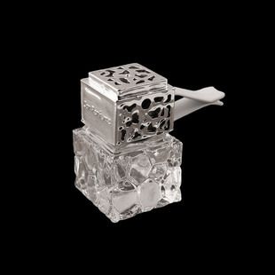 Water Cube car perfume bottle empty bottle air outlet glass aromatherapy bottle wooden creative car perfume decoration supplies