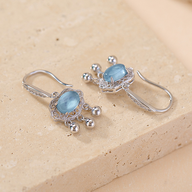 Bông tai bạc S925 hình Ruyi khóa rỗng tua rua — Một cặp