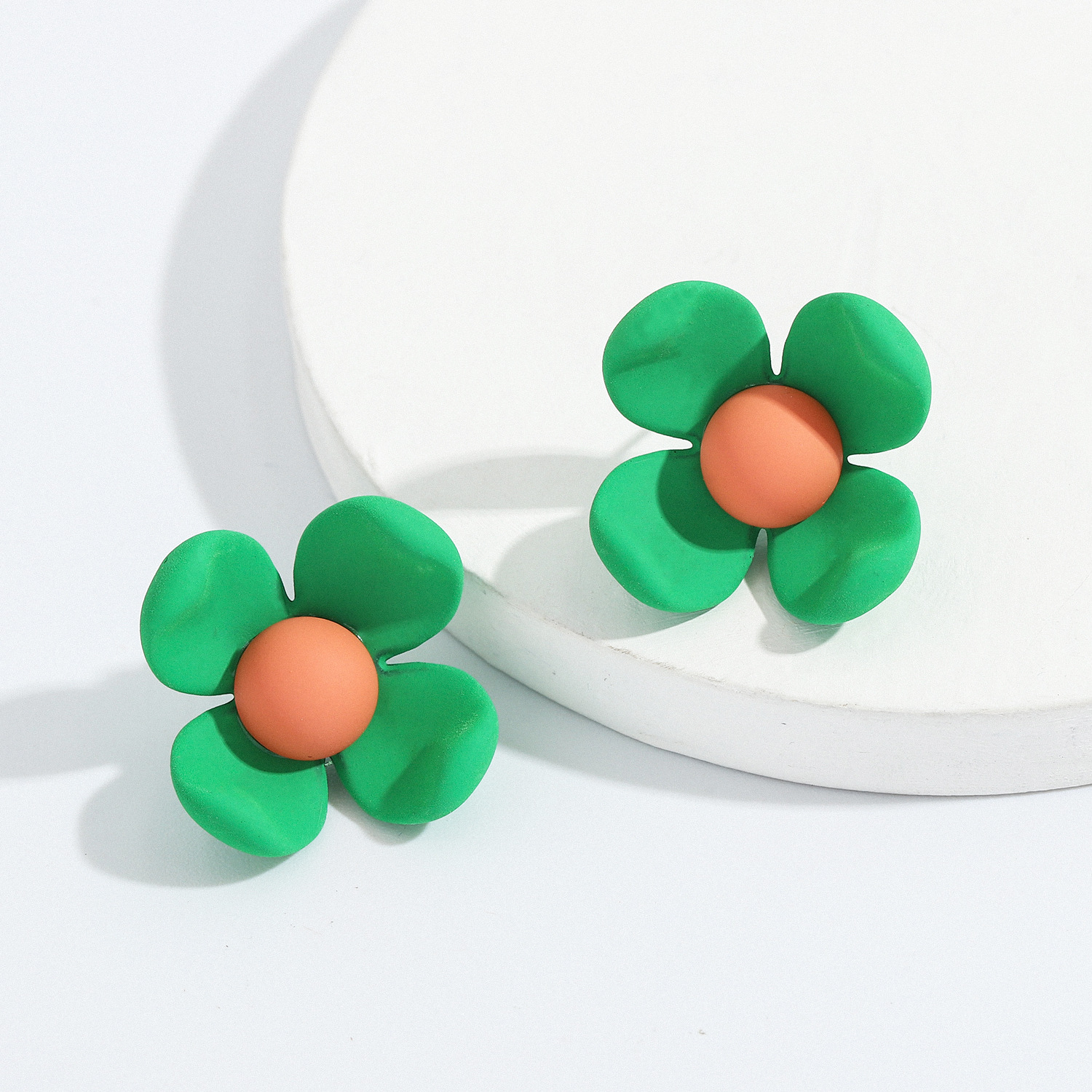 Korean Candy Color Flower Resin Earrings display picture 7