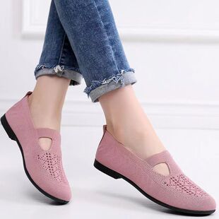 �������w��͸��ŮЬ�ϱ�����Ьƽ��һ�_�ŕr�����e��Ьһ�����l
