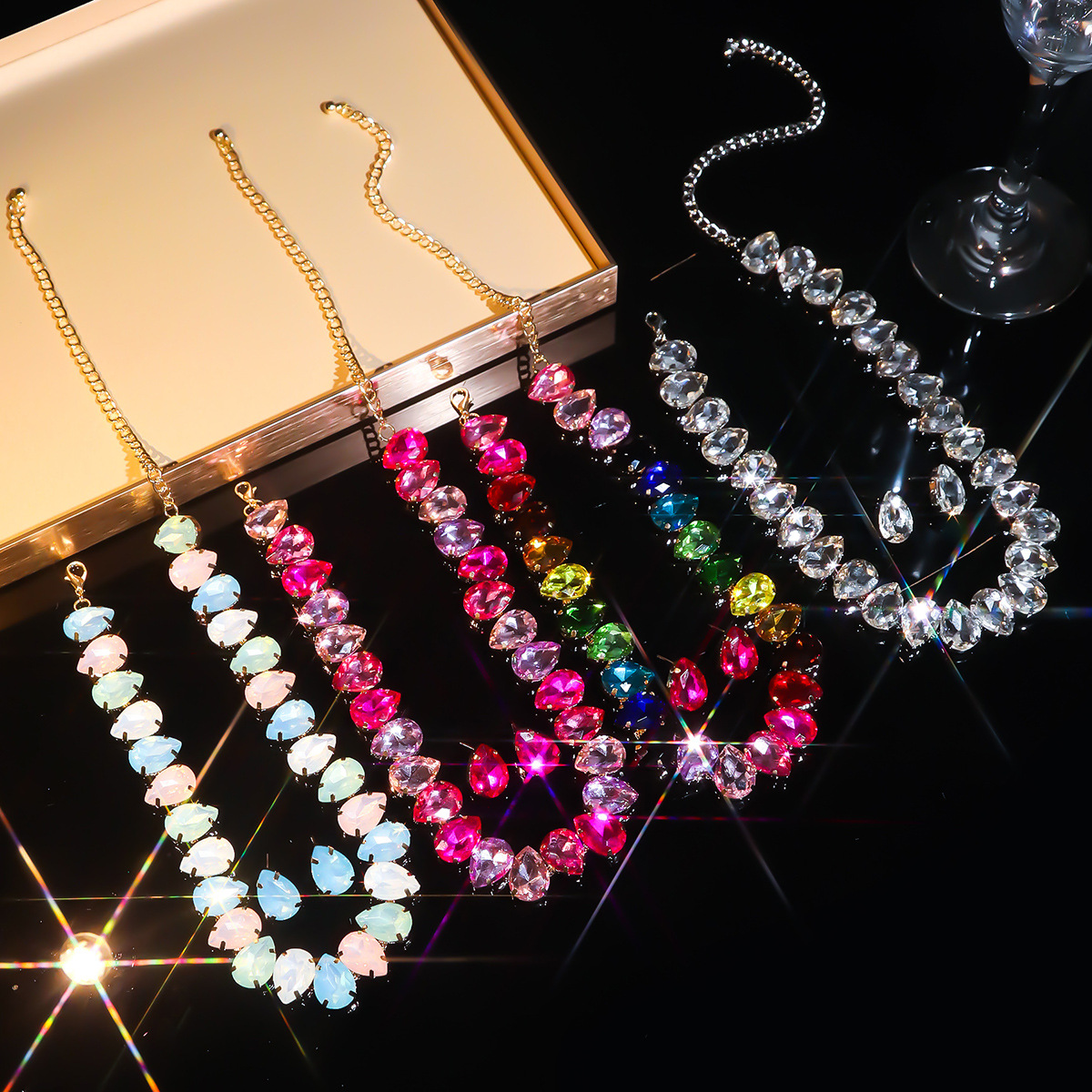 trend geometric crystal necklace drop-shaped
